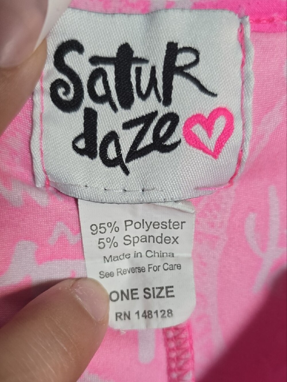 SATUR DAZE ONE SIZE OS Pink Grafetti Script V-Neck Lounge Caftan - Picture 3 of 5